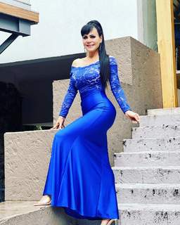 Maribel Guardia feet photo thumbnail