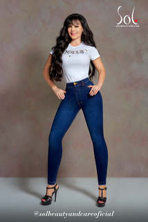 Maribel Guardia feet photo thumbnail