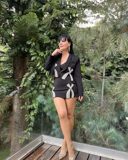 Maribel Guardia feet photo thumbnail