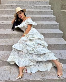 Maribel Guardia feet photo thumbnail