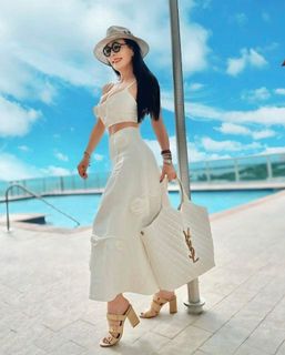 Maribel Guardia feet photo thumbnail