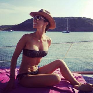 Maribel Verdú feet photo thumbnail