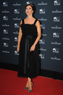 Maribel Verdú feet photo thumbnail