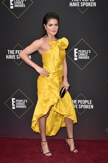 Marie Avgeropoulos feet photo thumbnail