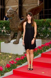 Marie Gillain feet photo 8