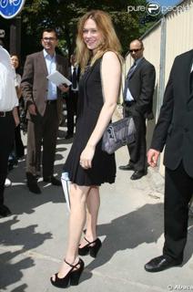 Marie-Josée Croze feet photo 2