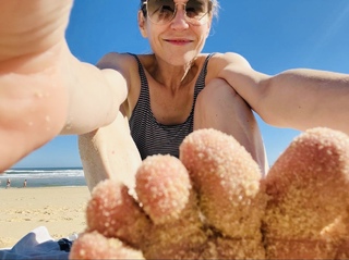 Marie-Josée Croze feet photo 1