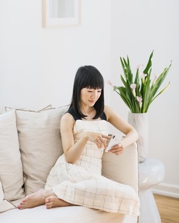Marie Kondo feet photo 2