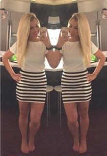 Marie Lopez feet photo thumbnail