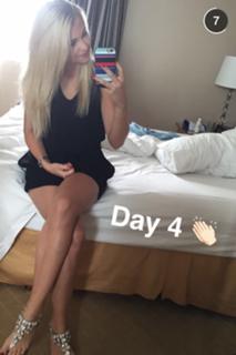 Marie Lopez feet photo thumbnail
