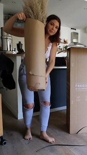 Marie Lopez feet photo thumbnail