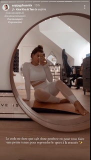 Marie Lopez feet photo thumbnail