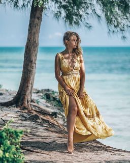 Marie Lopez feet photo thumbnail