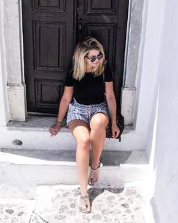 Marie Lopez feet photo thumbnail