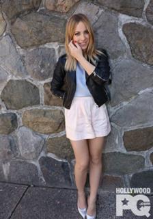 Marie-Mai Bouchard feet photo 17