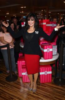 Marie Osmond feet photo thumbnail