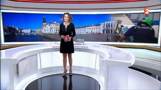 Marie-Sophie Lacarrau feet photo 5
