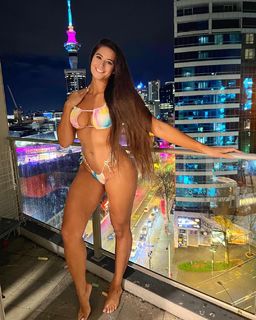 Marie Temara feet photo thumbnail