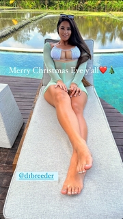 Marie Temara feet photo thumbnail
