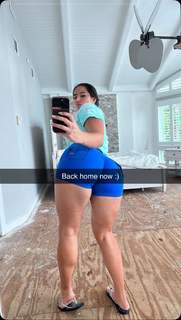 Marie Temara feet photo thumbnail
