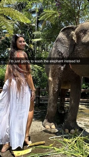 Marie Temara feet photo thumbnail