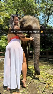 Marie Temara feet photo thumbnail
