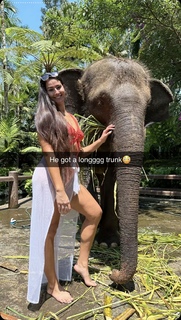 Marie Temara feet photo thumbnail