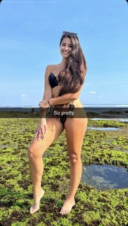 Marie Temara feet photo thumbnail