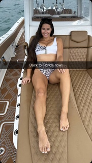 Marie Temara feet photo thumbnail