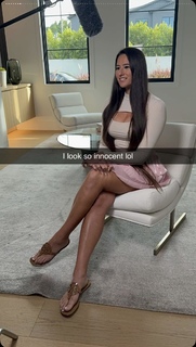 Marie Temara feet photo thumbnail