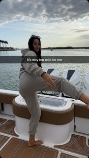 Marie Temara feet photo thumbnail