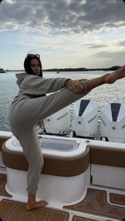 Marie Temara feet photo thumbnail