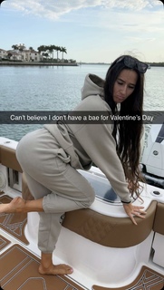 Marie Temara feet photo thumbnail