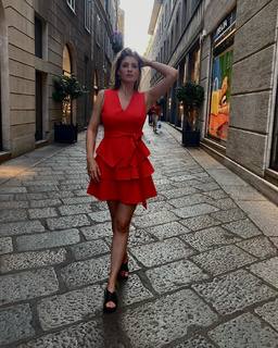 Marieke Elsinga feet photo 9