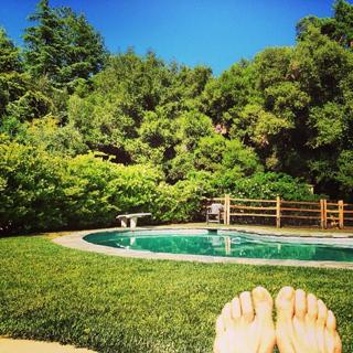 Mariel Hemingway feet photo thumbnail