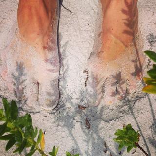 Mariel Hemingway feet photo thumbnail