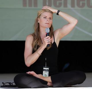 Mariel Hemingway feet photo thumbnail