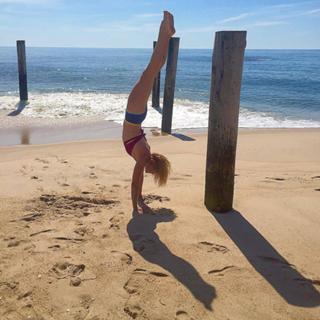 Mariel Hemingway feet photo thumbnail