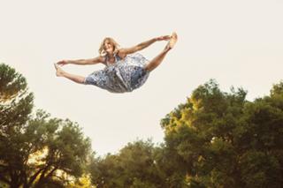 Mariel Hemingway feet photo thumbnail