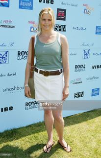 Mariel Hemingway feet photo thumbnail