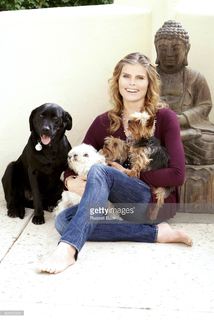 Mariel Hemingway feet photo thumbnail