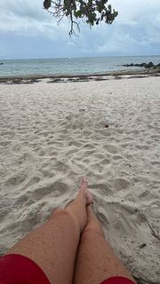 Mariel Hemingway feet photo thumbnail