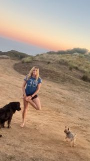 Mariel Hemingway feet photo thumbnail