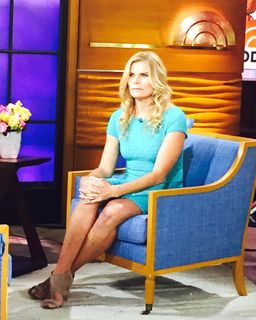 Mariel Hemingway feet photo thumbnail