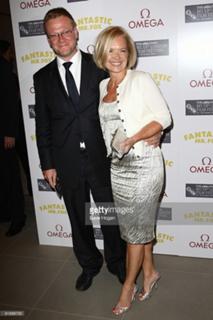 Mariella Frostrup feet photo 13