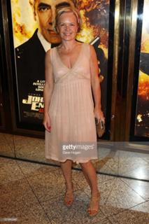 Mariella Frostrup feet photo 4