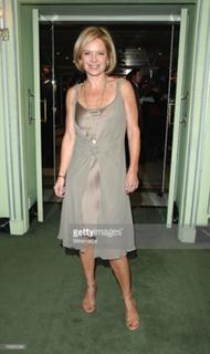 Mariella Frostrup feet photo 18