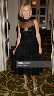 Mariella Frostrup feet photo 15