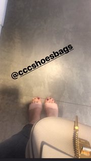 Marieta Zukowska feet photo 19