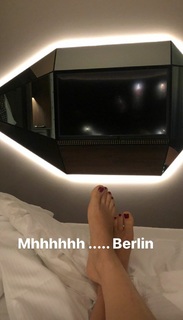 Marieta Zukowska feet photo 6